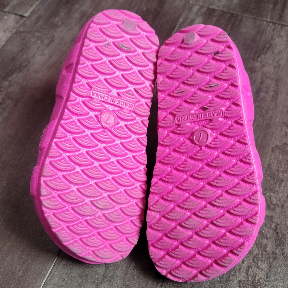 Zoe and Zac Strappy Sandals - Picture 5 of 5
